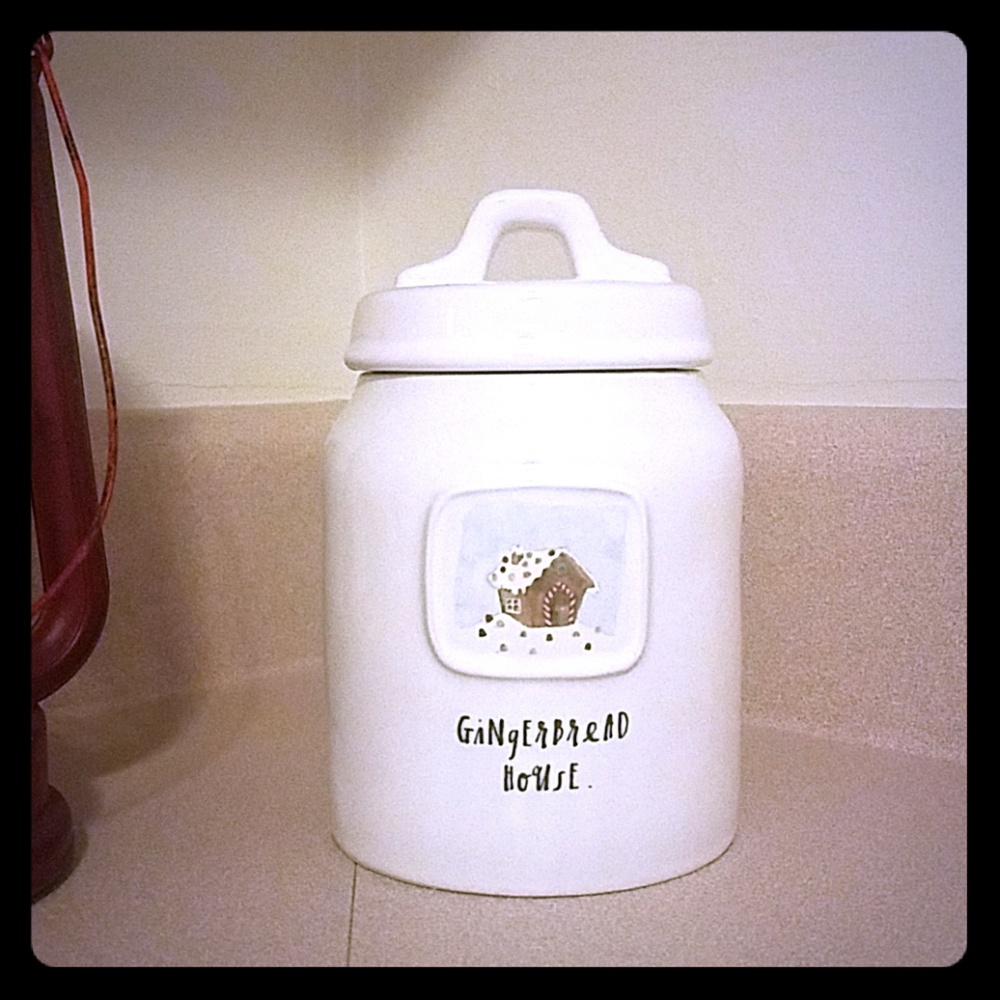Rae Dunn Cookie Jar - Picture 1 of 1
